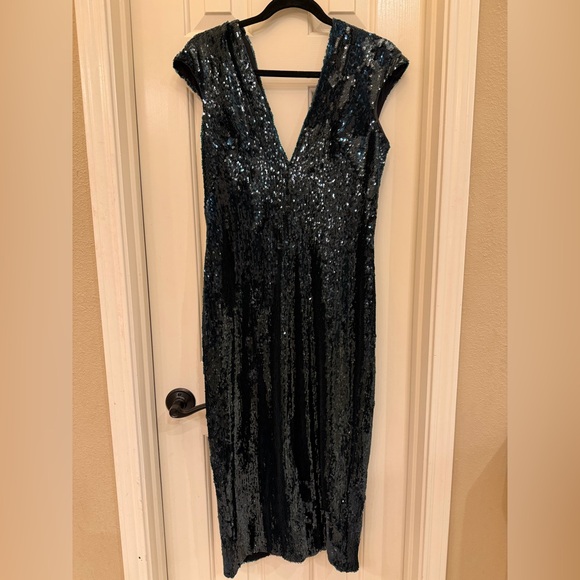 Dress the Population Dresses & Skirts - Dress the Population Dark Emerald Sequin Midi Dress